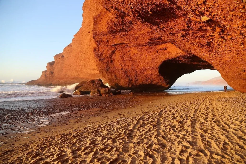 A sandy beach cave with water, located along the Agadir to Sidi Ifni coastline.
Agadir to Sidi Ifni